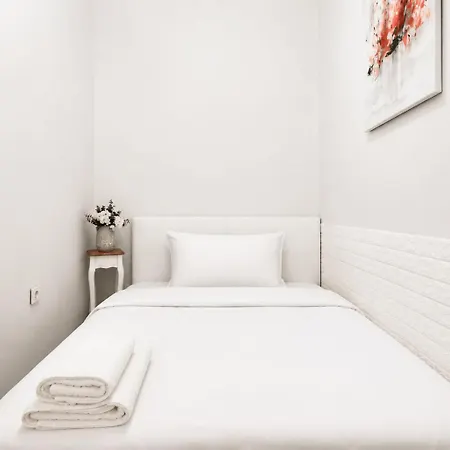 2bdr Heart Of Ac Fully Equipped Sofia