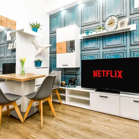 2bdr Heart Of Ac Fully Equipped